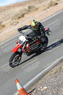 media/Feb-05-2023-Classic Track Day (Sun) [[c35aca4a42]]/Group 2/session 3 turn 13/